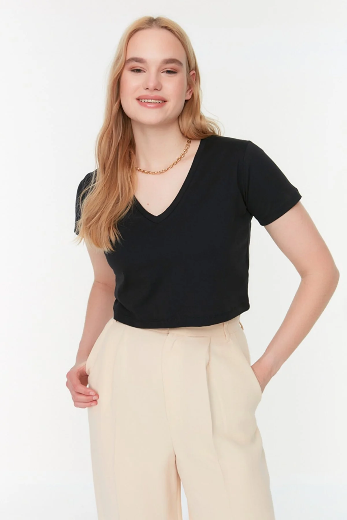 Siyah %100 Pamuk Süprem V Yaka Crop Örme T-Shirt